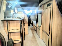 VW T5 T28 LEISUREDRIVE HIGH-TOP 4 BERTH CAMPERVAN **ABSOLUTELY STUNNING** full