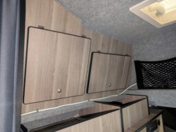 VW T5 T28 LEISUREDRIVE HIGH-TOP 4 BERTH CAMPERVAN **ABSOLUTELY STUNNING** full