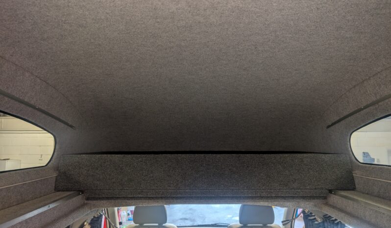 VW T5 T28 LEISUREDRIVE HIGH-TOP 4 BERTH CAMPERVAN **ABSOLUTELY STUNNING** full