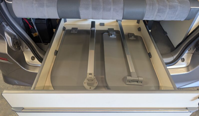 TOYOTA ALPHARD NORTHSTAR POP-TOP CAMPERVAN **SUPERB CONDITION THROUGHOUT** full