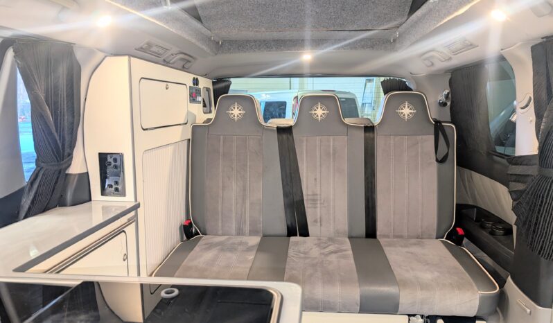 TOYOTA ALPHARD NORTHSTAR POP-TOP CAMPERVAN **SUPERB CONDITION THROUGHOUT** full