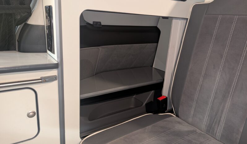 TOYOTA ALPHARD NORTHSTAR POP-TOP CAMPERVAN **SUPERB CONDITION THROUGHOUT** full