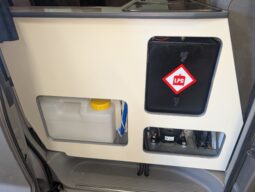 TOYOTA ALPHARD NORTHSTAR POP-TOP CAMPERVAN **SUPERB CONDITION THROUGHOUT** full