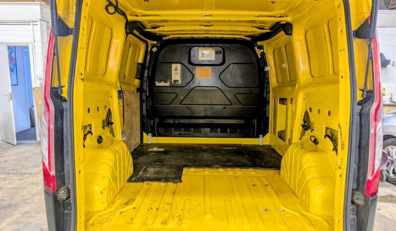 FORD TRANSIT CUSTOM 340 PANEL VAN 2.0TD **NO VAT, FANTASTIC VALUE FOR MONEY, IDEAL BASE FOR CONVERSION** full