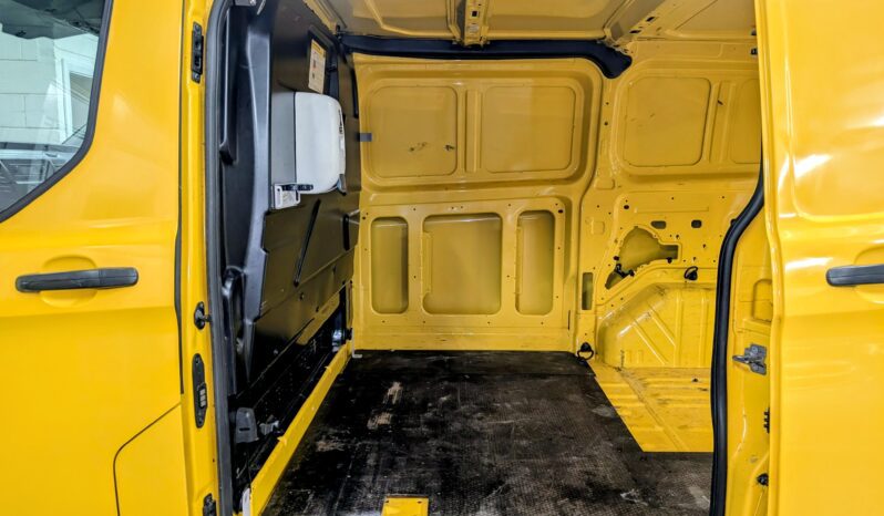 FORD TRANSIT CUSTOM 340 PANEL VAN 2.0TD **NO VAT, FANTASTIC VALUE FOR MONEY, IDEAL BASE FOR CONVERSION** full