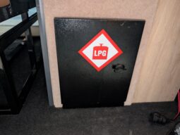 FORD TRANSIT CUSTOM 300 TREND POP-TOP 4 BERTH CAMPERVAN **ABSOLUTE STUNNER!!!** full