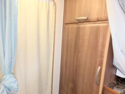 TIMBERLAND ENDEAVOUR 2 BERTH CAMPERVAN VAN CONVERSION RENAULT MASTER 2.5 full