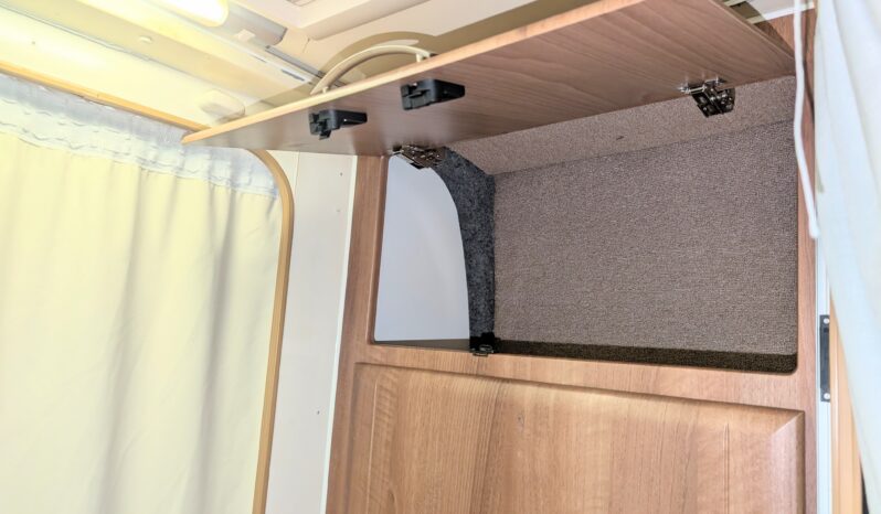 TIMBERLAND ENDEAVOUR 2 BERTH CAMPERVAN VAN CONVERSION RENAULT MASTER 2.5 full