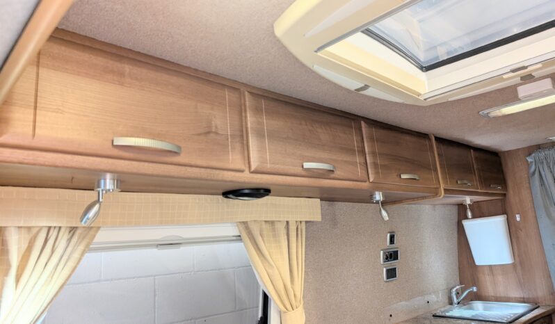 TIMBERLAND ENDEAVOUR 2 BERTH CAMPERVAN VAN CONVERSION RENAULT MASTER 2.5 full