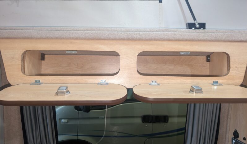 VW TRANSPORTER T5 T28 TDI 4 BERTH POP-TOP CAMPERVAN STARLIGHT MERCURY CONVERSION full