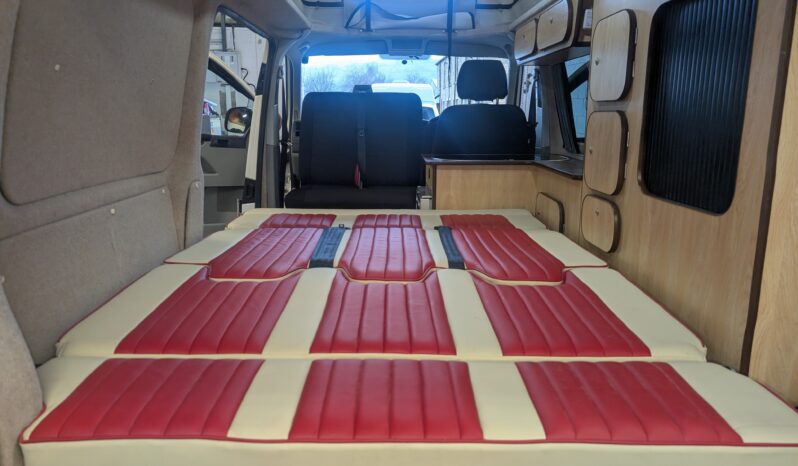 VW TRANSPORTER T5 T28 TDI 4 BERTH POP-TOP CAMPERVAN STARLIGHT MERCURY CONVERSION full