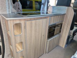 LEISUREDRIVE RENOIR POP-TOP CAMPERVAN RENAULT TRAFIC LESS THAN 5K MILES!! full