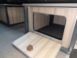 LEISUREDRIVE RENOIR POP-TOP CAMPERVAN RENAULT TRAFIC LESS THAN 5K MILES!! full