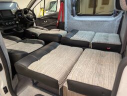 LEISUREDRIVE RENOIR POP-TOP CAMPERVAN RENAULT TRAFIC LESS THAN 5K MILES!! full