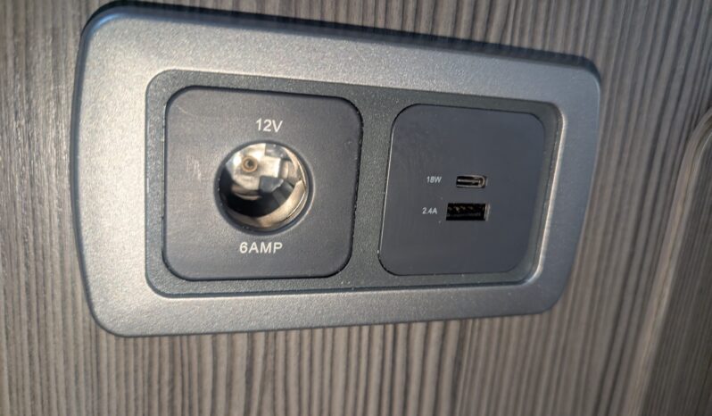 FORD TOURNEO GRAND CONNECT TITANIUM AUTOMATIC MICRO CAMPERVAN **BRAND NEW CONVERSION** full