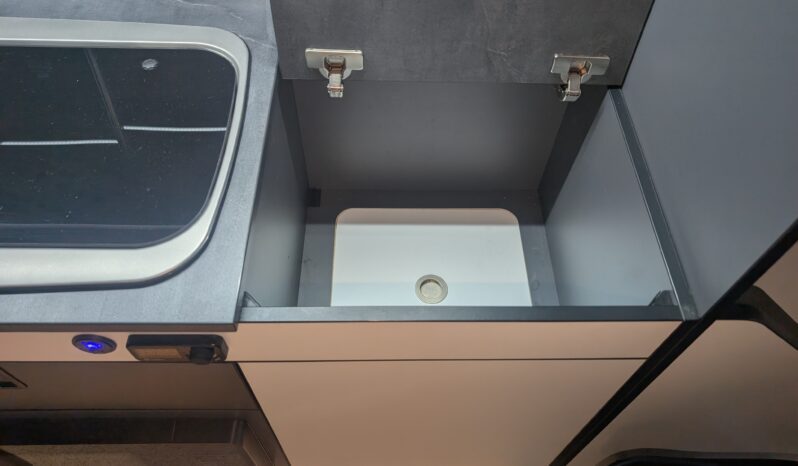 FORD TRANSIT CUSTOM 280 LTD LUNA POP-TOP CAMPERVAN **ONE OWNER FROM NEW** full