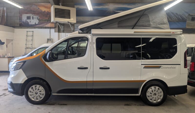 LEISUREDRIVE RENOIR POP-TOP CAMPERVAN RENAULT TRAFIC LESS THAN 5K MILES!! full
