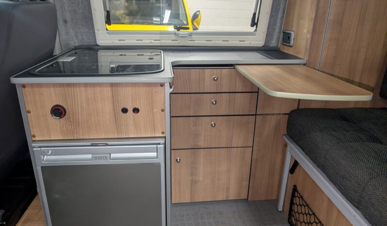 VW T5 T28 WELLHOUSE LEISURE POP-TOP CAMPERVAN IN SUPERB CONDITION full