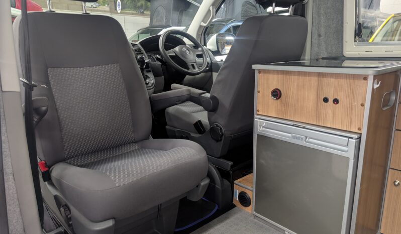 VW T5 T28 WELLHOUSE LEISURE POP-TOP CAMPERVAN IN SUPERB CONDITION full