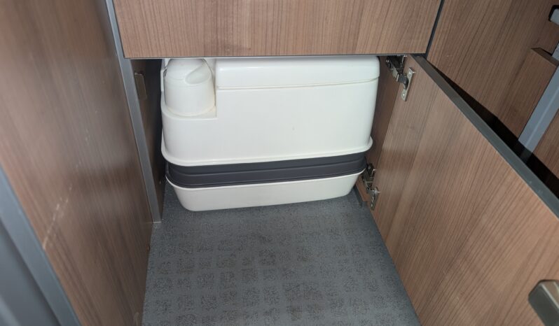 VW T5 T28 WELLHOUSE LEISURE POP-TOP CAMPERVAN IN SUPERB CONDITION full