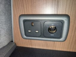 VW T5 T28 WELLHOUSE LEISURE POP-TOP CAMPERVAN IN SUPERB CONDITION full