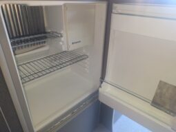 VW T5 T30 LEISUREDRIVE VIVANTE HIGH-TOP 4 BERTH CAMPERVAN *ABSOLUTELY STUNNING* full