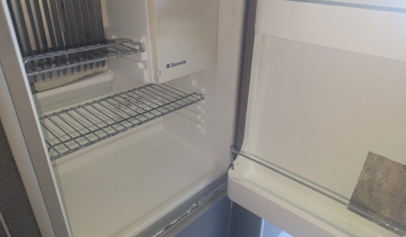 VW T5 T30 LEISUREDRIVE VIVANTE HIGH-TOP 4 BERTH CAMPERVAN *ABSOLUTELY STUNNING* full