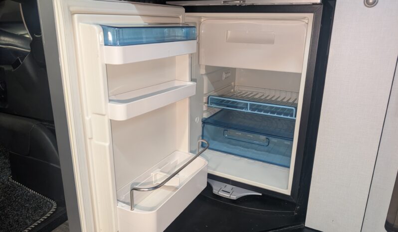 DANBURY HERITAGE 64 VW T6 T30 POP-TOP CAMPERVAN **SUPER LOW MILEAGE** full