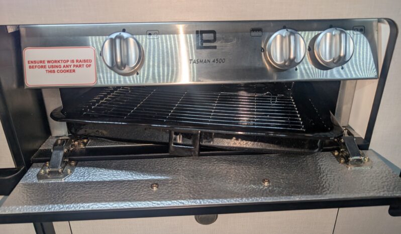 DANBURY HERITAGE 64 VW T6 T30 POP-TOP CAMPERVAN **SUPER LOW MILEAGE** full