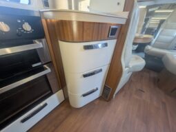 HYMER B704 PREMIUM LINE 4 BERTH LUXURY MOTORHOME FIAT DUCATO 2.3 **ONE OWNER** full