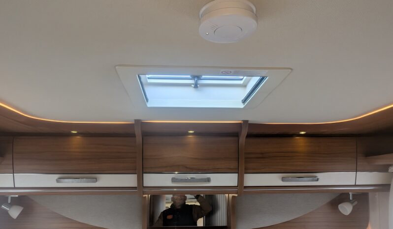 HYMER B704 PREMIUM LINE 4 BERTH LUXURY MOTORHOME FIAT DUCATO 2.3 **ONE OWNER** full