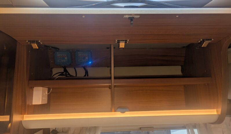 HYMER B704 PREMIUM LINE 4 BERTH LUXURY MOTORHOME FIAT DUCATO 2.3 **ONE OWNER** full