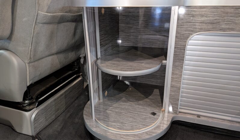 WELLHOUSE LEISURE POP-TOP CAMPERVAN TOYOTA ALPHARD 2.4 PETROL AUTO full