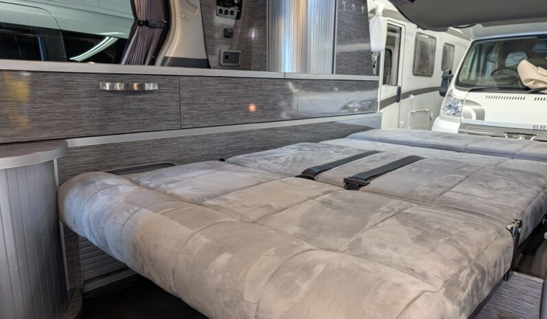 WELLHOUSE LEISURE POP-TOP CAMPERVAN TOYOTA ALPHARD 2.4 PETROL AUTO full