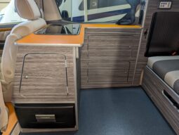 TOYOTA ALPHARD 2.4 AUTOMATIC MILLDOWN CONVERSION POP-TOP CAMPERVAN *STUNNING!* full