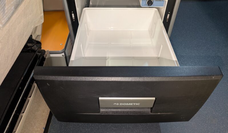 TOYOTA ALPHARD 2.4 AUTOMATIC MILLDOWN CONVERSION POP-TOP CAMPERVAN *STUNNING!* full