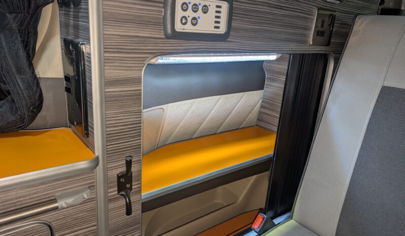 TOYOTA ALPHARD 2.4 AUTOMATIC MILLDOWN CONVERSION POP-TOP CAMPERVAN *STUNNING!* full