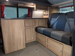 HILLSIDE LEISURE BIRCHOVER VW T6 AUTOMATIC POP-TOP 4 BERTH CAMPER HUGE SPEC! full