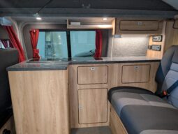 HILLSIDE LEISURE BIRCHOVER VW T6 AUTOMATIC POP-TOP 4 BERTH CAMPER HUGE SPEC! full