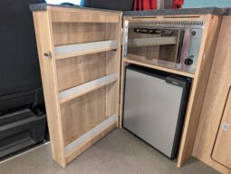 HILLSIDE LEISURE BIRCHOVER VW T6 AUTOMATIC POP-TOP 4 BERTH CAMPER HUGE SPEC! full