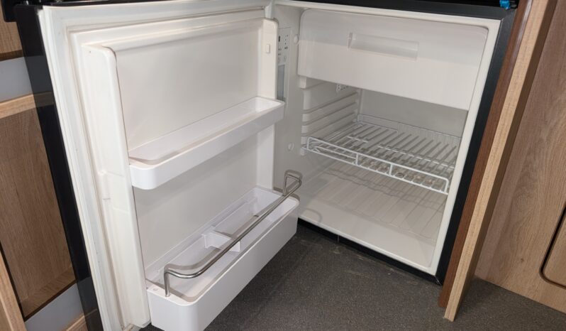 HILLSIDE LEISURE BIRCHOVER VW T6 AUTOMATIC POP-TOP 4 BERTH CAMPER HUGE SPEC! full