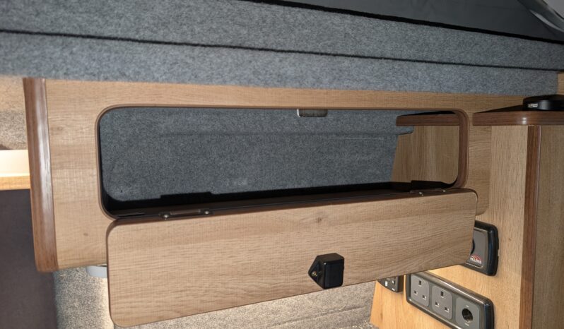 HILLSIDE LEISURE BIRCHOVER VW T6 AUTOMATIC POP-TOP 4 BERTH CAMPER HUGE SPEC! full