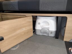 HILLSIDE LEISURE BIRCHOVER VW T6 AUTOMATIC POP-TOP 4 BERTH CAMPER HUGE SPEC! full