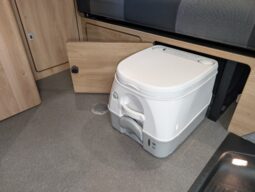 HILLSIDE LEISURE BIRCHOVER VW T6 AUTOMATIC POP-TOP 4 BERTH CAMPER HUGE SPEC! full