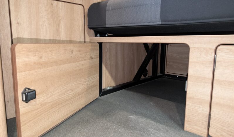 HILLSIDE LEISURE BIRCHOVER VW T6 AUTOMATIC POP-TOP 4 BERTH CAMPER HUGE SPEC! full