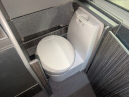 VW T6 T28 LEISUREDRIVE ZEST POP-TOP 4 BERTH CAMPERVAN *ABSOLUTELY STUNNING* full