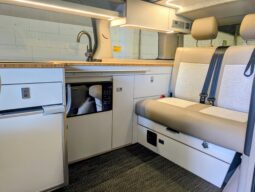 TOYOTA ALPHARD AUTOMATIC POP-TOP CAMPERVAN **BEAUTIFUL HIGH END CONVERSION** full