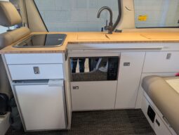 TOYOTA ALPHARD AUTOMATIC POP-TOP CAMPERVAN **BEAUTIFUL HIGH END CONVERSION** full