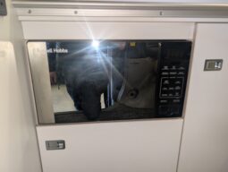 TOYOTA ALPHARD AUTOMATIC POP-TOP CAMPERVAN **BEAUTIFUL HIGH END CONVERSION** full