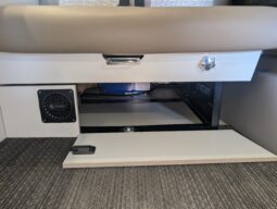 TOYOTA ALPHARD AUTOMATIC POP-TOP CAMPERVAN **BEAUTIFUL HIGH END CONVERSION** full